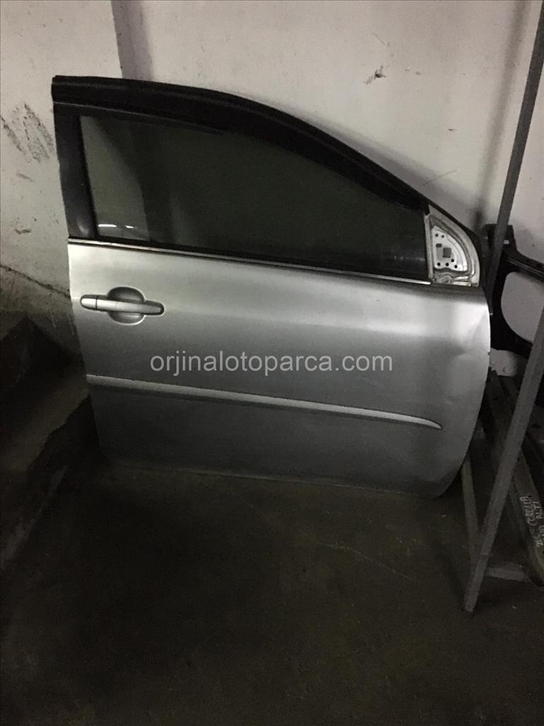 Toyota Corolla Orjinal Çıkma Sağ Ön Kapı 2007 2013